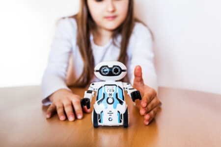 Zábavné učení s roboty – tipy na programování pro děti