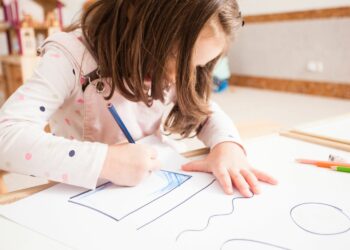 Rozvoj jemné motoriky u dětí – praktické tipy na stříhání, grafomotoriku a pracovní listy do MŠ