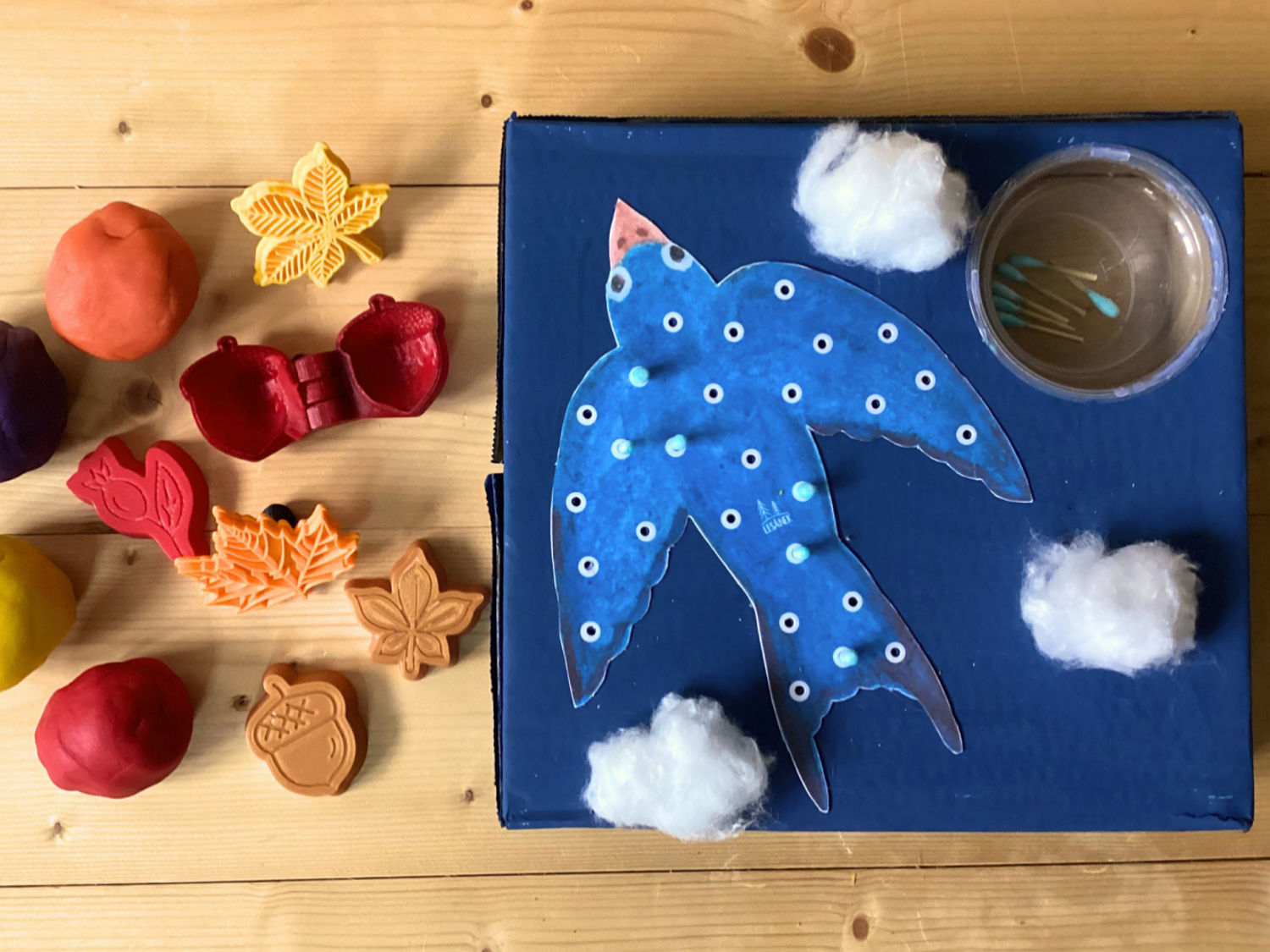 senzorické hraní vlaštovky